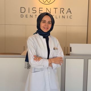 Tuğba Dikici, Diş Hekimi İzmir