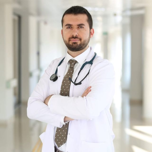 Ali Dönmez, Pratisyen Mersin
