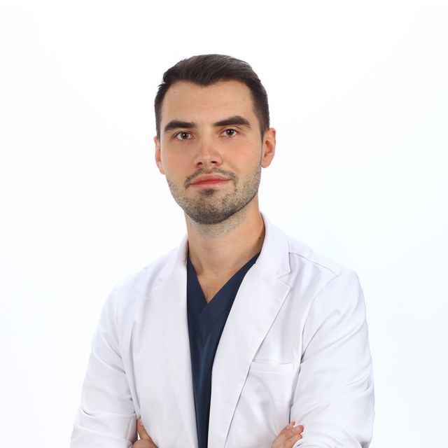 Maciej Rosłan, lekarz bez specjalizacji Łomża