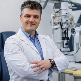 Michele Vitiello, oculista Roma