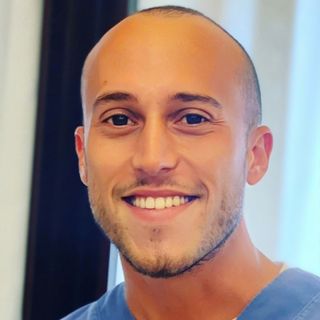 Ingrandire l'immagine: Andrea Walter Maroni, chirurgo estetico Milano