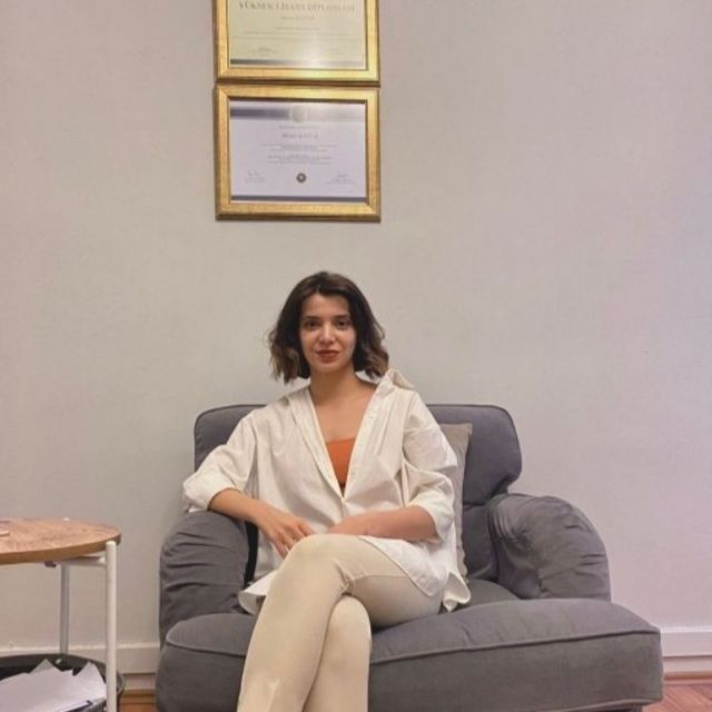 Zelal Batur, Psikoloji İstanbul