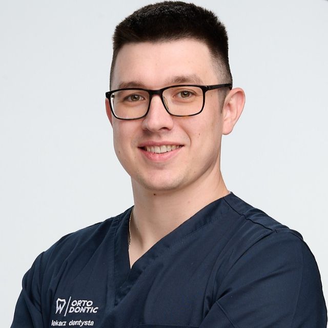 Michał Antoń, stomatolog Rzeszów