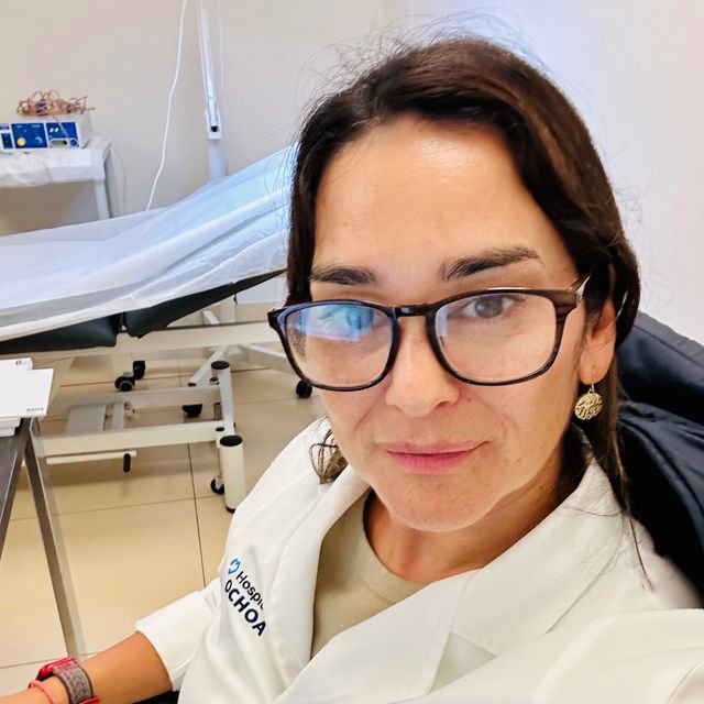 Loreto Alicia Ferrada Ibacache, Dermatólogo Fuengirola