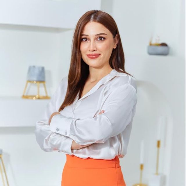 Aynur Akın, Psikoloji İstanbul