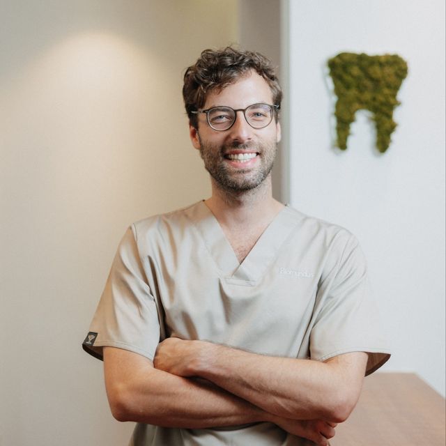 Raphael Forstner, Zahnarzt Hamburg