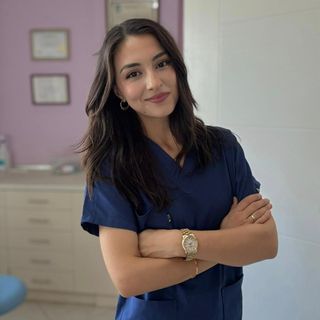 Resmi büyüt: Zeynep Helli Taşçı, Diş Hekimi İstanbul