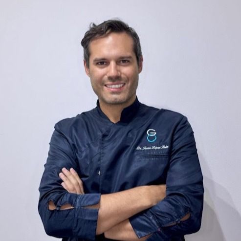 Javier López Ruiz, Dentista Madrid