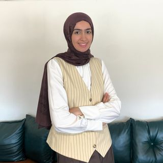 Resmi büyüt: Hilal Kolçak, Dil ve Konuşma Terapisi İstanbul