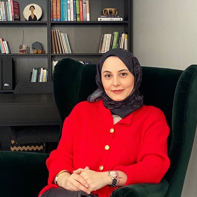 Zeynep Çakır Ünal, Psikoloji İstanbul