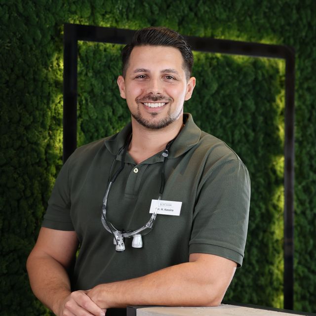 Hafez Christian Kassira, Zahnarzt Grevenbroich