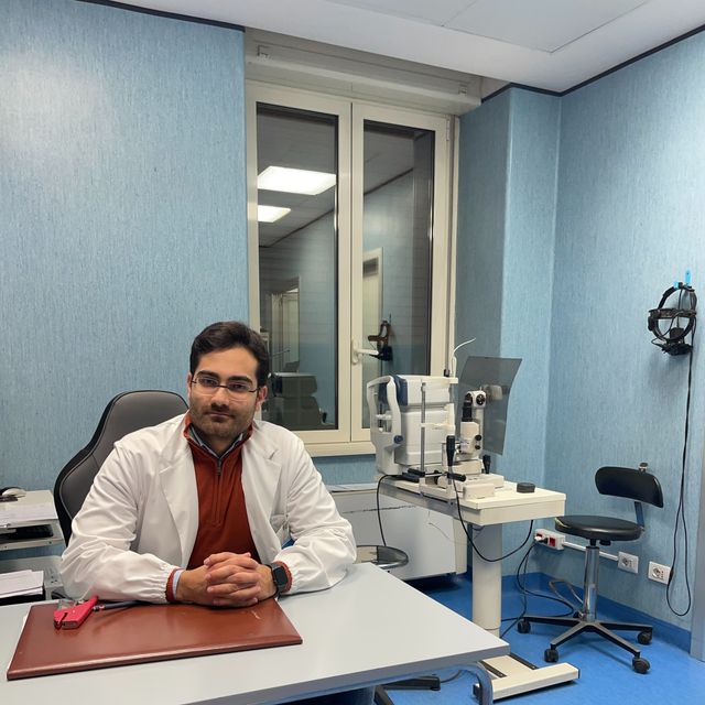 Francesco Farinaro, oculista Maddaloni