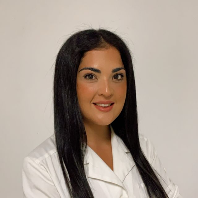 Nura Jahangosha, Médico estético Alicante