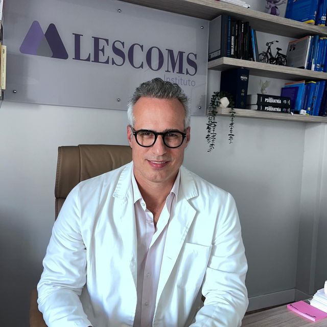 Guillermo Ford, Psiquiatra Almería