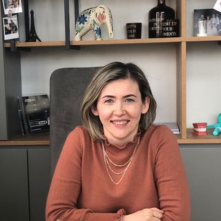 Resmi büyüt: Nezate Dadakoğlu, Çocuk Diş Hekimliği (Pedodonti) Ankara