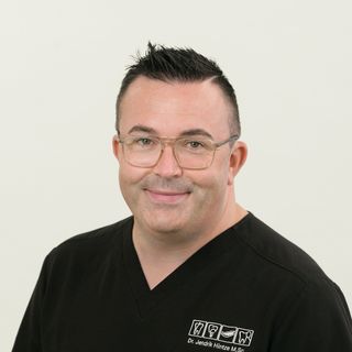 Jendrik Hintze, Zahnarzt Mühlheim am Main