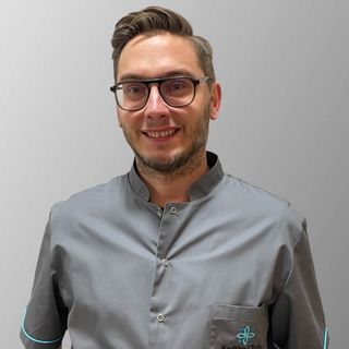 Powiększ obraz: Mateusz Spławski, neurolog Bydgoszcz