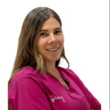 Ángela Sanz Sánchez, Dentista Salamanca