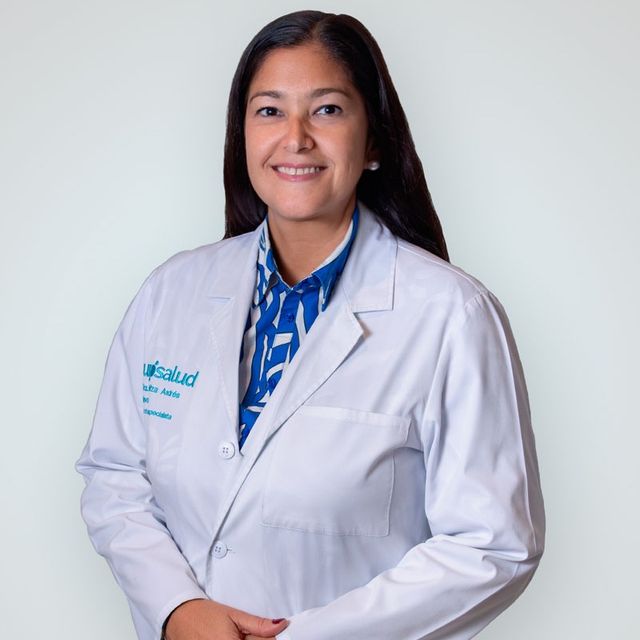 Yelitza Andrés Navarro, Médico general Valencia