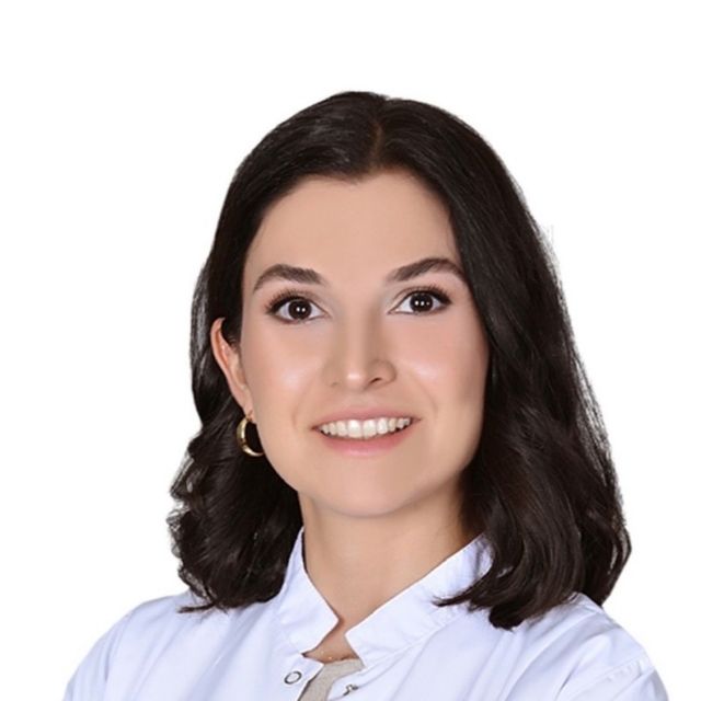 Zeynep Süzer Erdem, Diş Hekimi Mardin