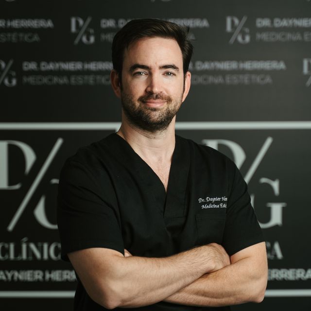 Daynier Herrera Barreda, Médico estético Cáceres