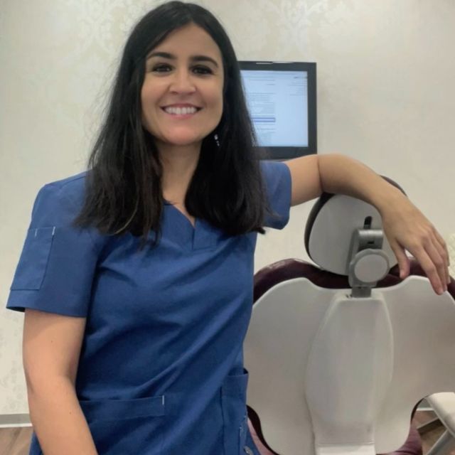 CRISTINA CARRAL FREIRE, Dentista Toledo