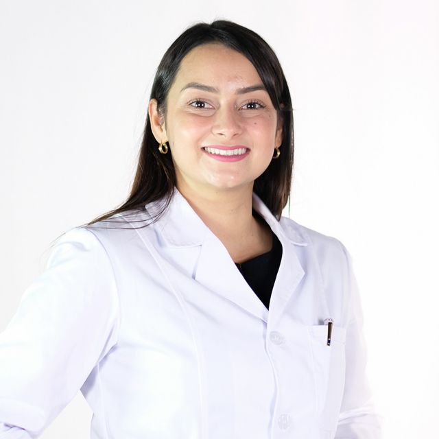 Eusy Michel Toro Núñez, Médico general Oviedo