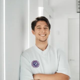 Egor Bushin Izman, Dentista Torrevieja