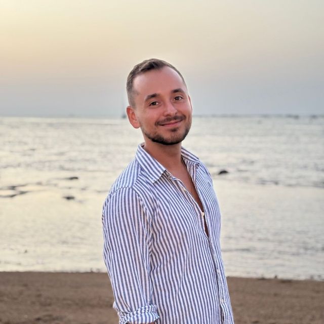 Humberto Nava Cruz, Psicólogo Cádiz