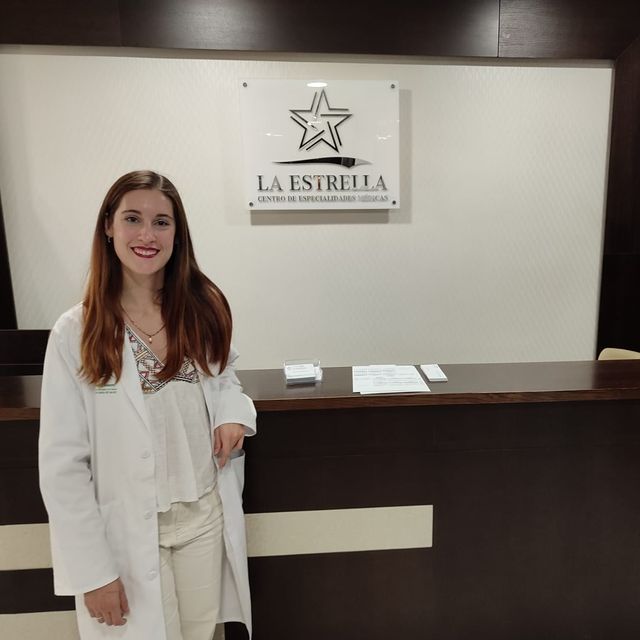 María Dolores Pegalajar, Dermatólogo Jaén