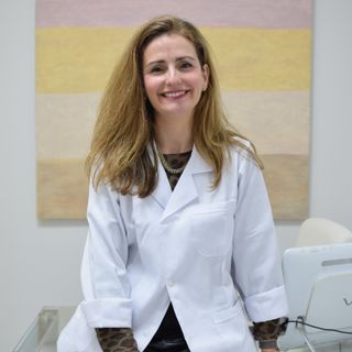 Acercar imagen: Rocío Jiménez Montes, Ginecólogo Sevilla