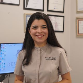 Özge Söyleyici Alper, Diş Hekimi Kocaeli