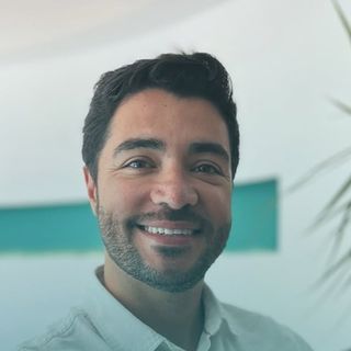 Acercar imagen: Andrés Velasquez Alzate, Médico general Marbella