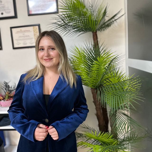 Buse Çelebi, Dil ve Konuşma Terapisi İstanbul