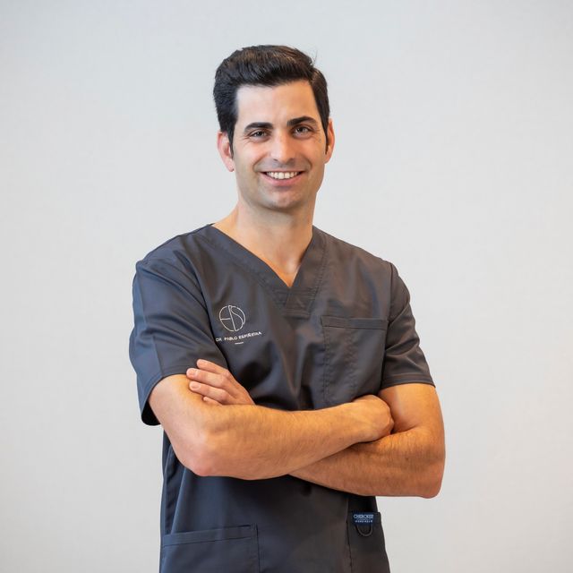 Pablo Espiñeira García, Dentista A Coruña