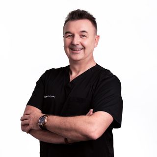 Powiększ obraz: Wojciech Radliński, stomatolog Łódź