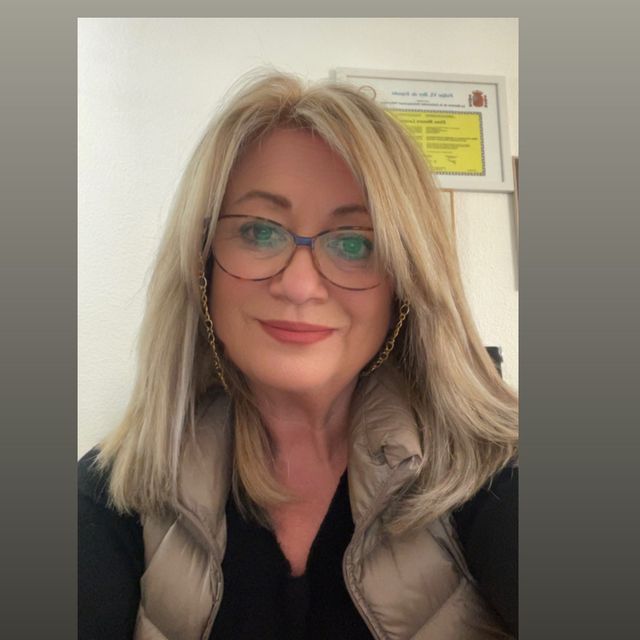 Elena Blanaru Lucanu, Psicólogo Benidorm