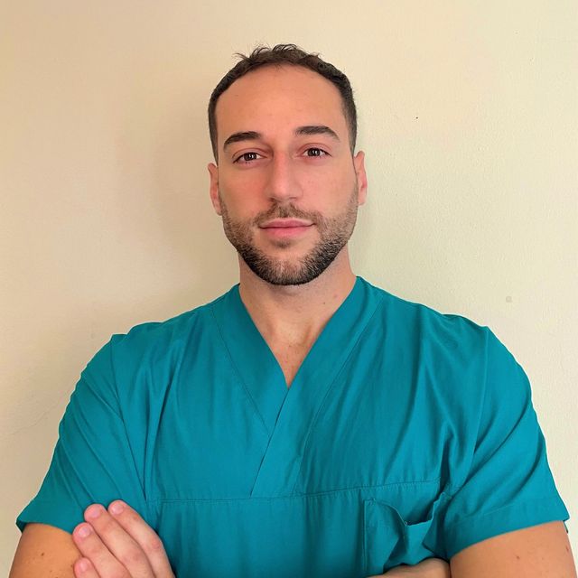 Michele Pelliccioni, chirurgo plastico Ancona