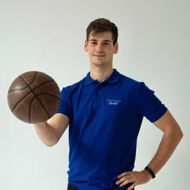 Hubert Kozioł, fizjoterapeuta Katowice