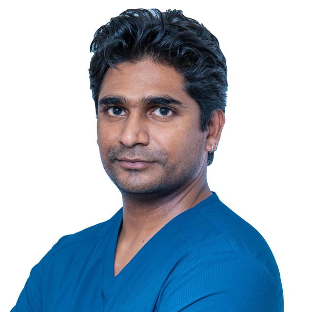 Umaed  Joseph, Osteópata Málaga