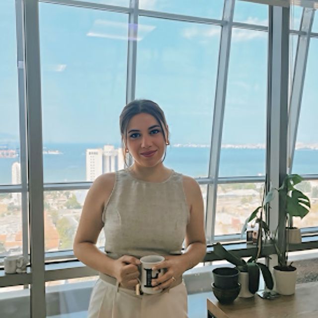 Ece Gümüş Kurnaz, Psikoloji İzmir