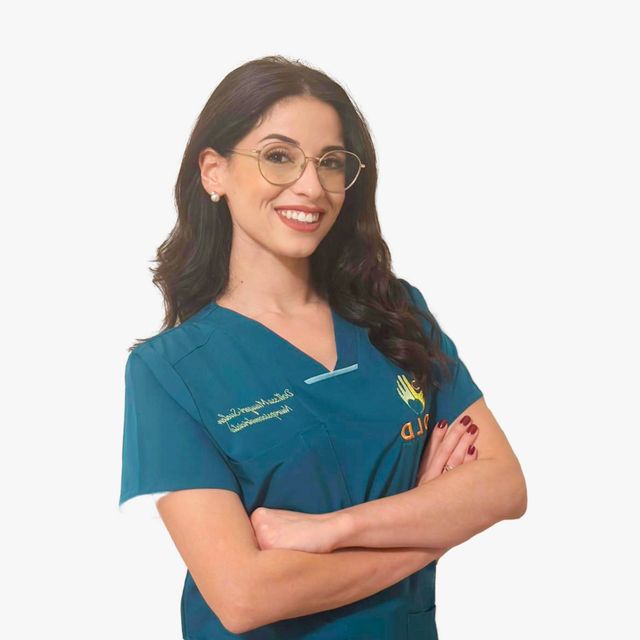 Suelen Maugeri, terapeuta Aci Catena