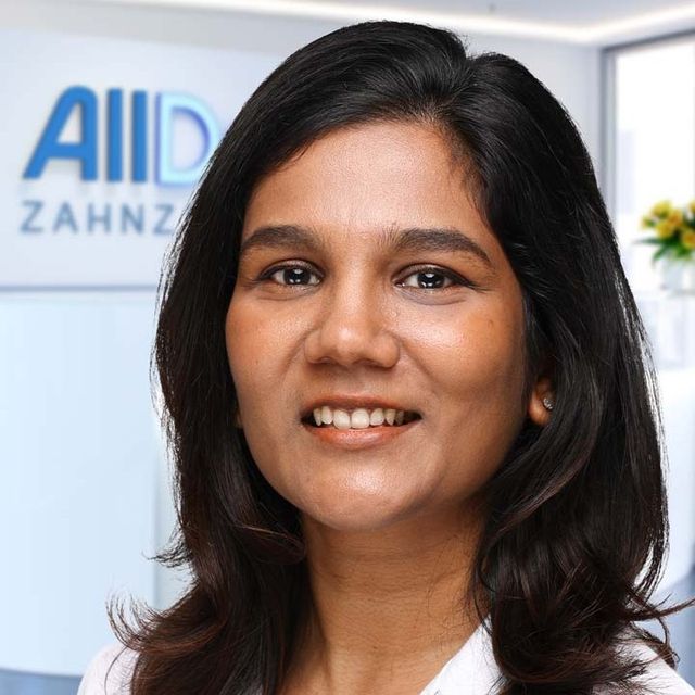 Dhanvarshini Thennarasu, Zahnarzt Mannheim