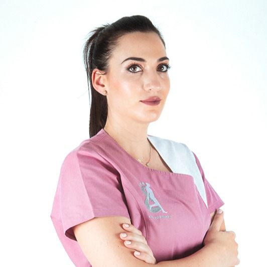 Ana Belén Pérez Valdivia, Fisioterapeuta Alcalá La Real