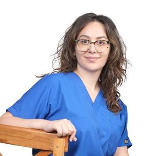 Resmi büyüt: İnci İlgün, Diş Hekimi Çanakkale