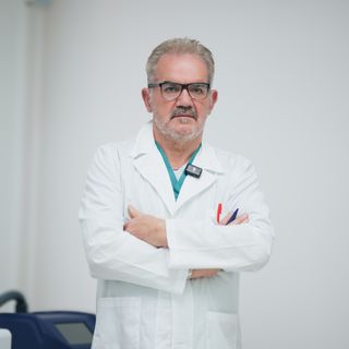 Luigi Mosna, chirurgo Casto