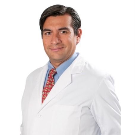 Javier Eduardo Chuquiure Valenzuela, Cirujano cardiovascular Palma de Mallorca