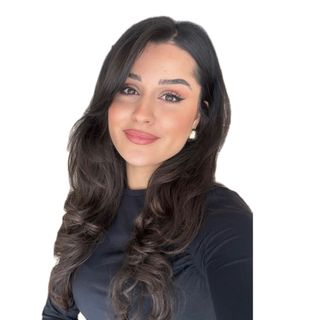 Resmi büyüt: Esra Ölmez, Dil ve Konuşma Terapisi Şanlıurfa