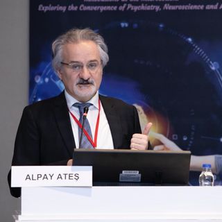 Resmi büyüt: M. Alpay Ateş, Psikiyatri İstanbul
