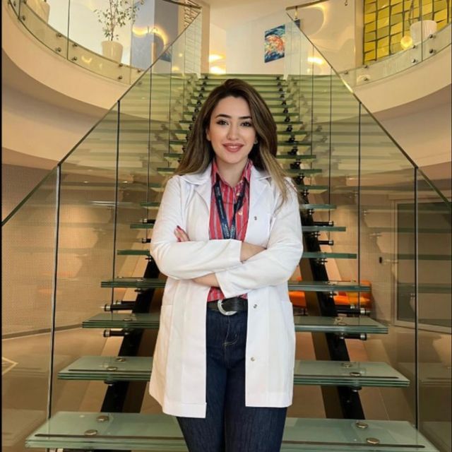 Esra Keçeyapan, Psikoloji İstanbul